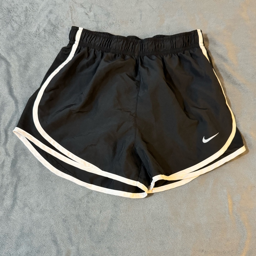 🌟5 for $25 | Nike Black and White Athletic Shorts Lightweight Design

#1019